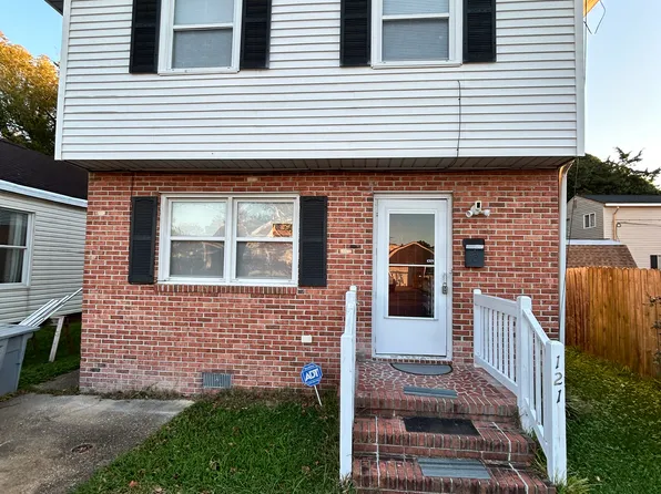 121 E County St, Hampton, VA 23663