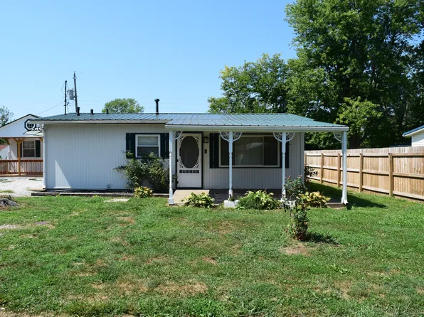 814 Center St, Martinsville, IN 46151