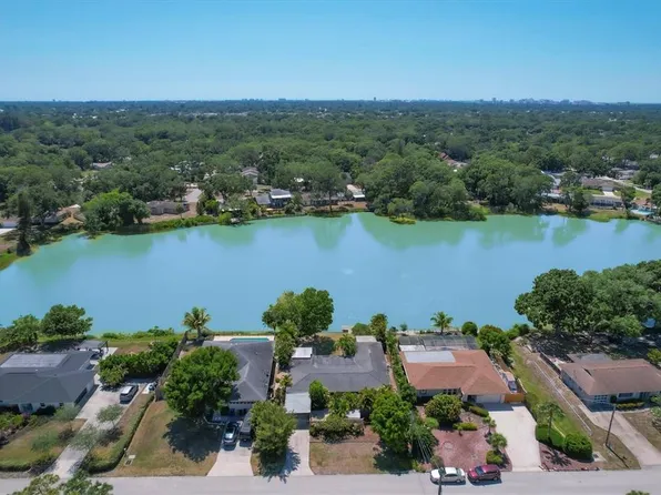 2344 Cambridge Dr, Sarasota, FL 34232