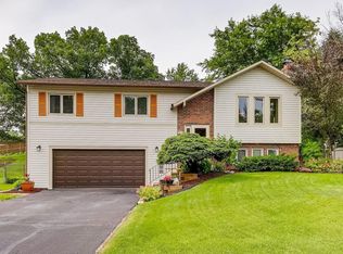 7670 Bowman Ct S, Inver Grove Heights, MN 55076