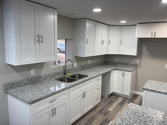5th image of 13584 Garden Way