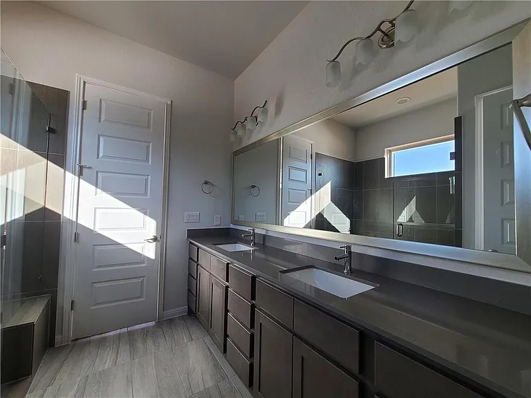 3820 Brushy Creek Rd #136 — Photo 9