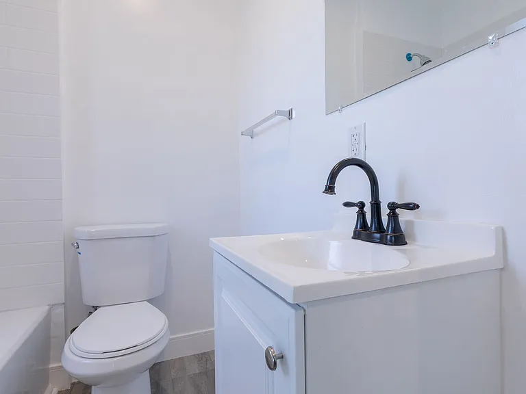 3048 W 12th Street — Photo 17
