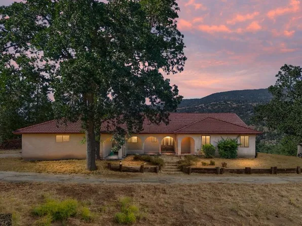 23921 Parke Ct, Tehachapi, CA 93561