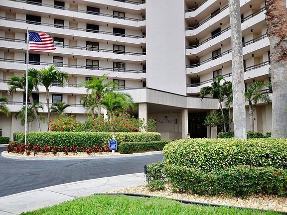 3rd image of 9650 S Ocean Dr APT 609
