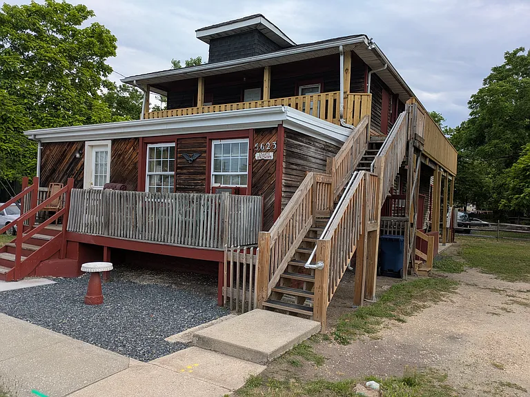 5623 Atlantic Ave #7 — Photo 8