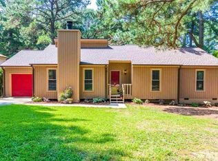 109 Cameron Ct, Cary, NC 27511
