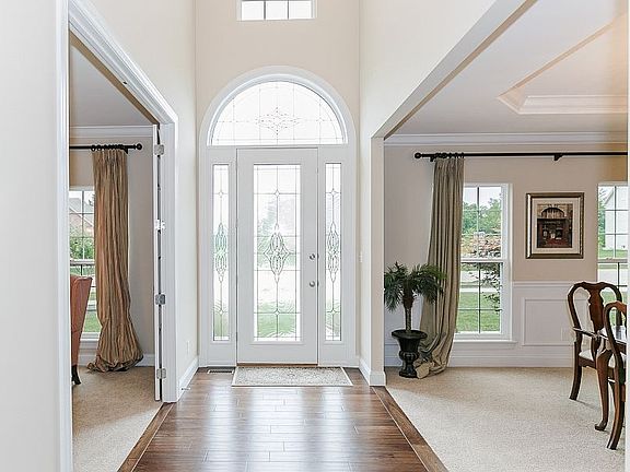 5th image of 179 Belle Maison Ct