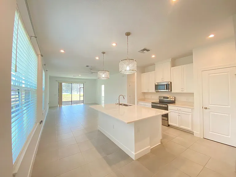 2182 Palm Tree Dr — Photo 8