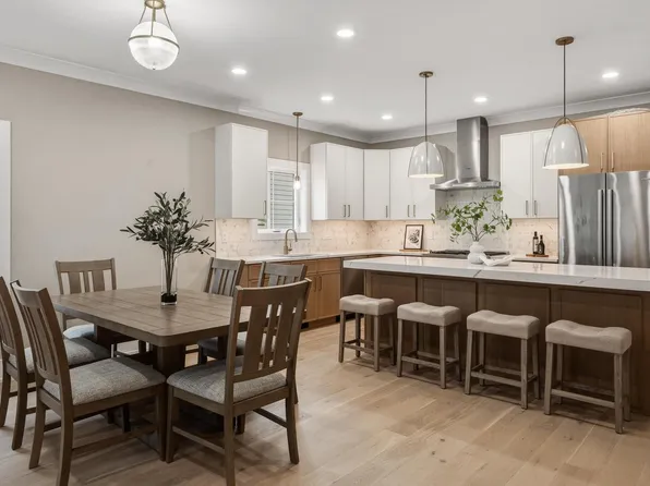 W3820 Lakeview DRIVE, Lake Geneva, WI 53147