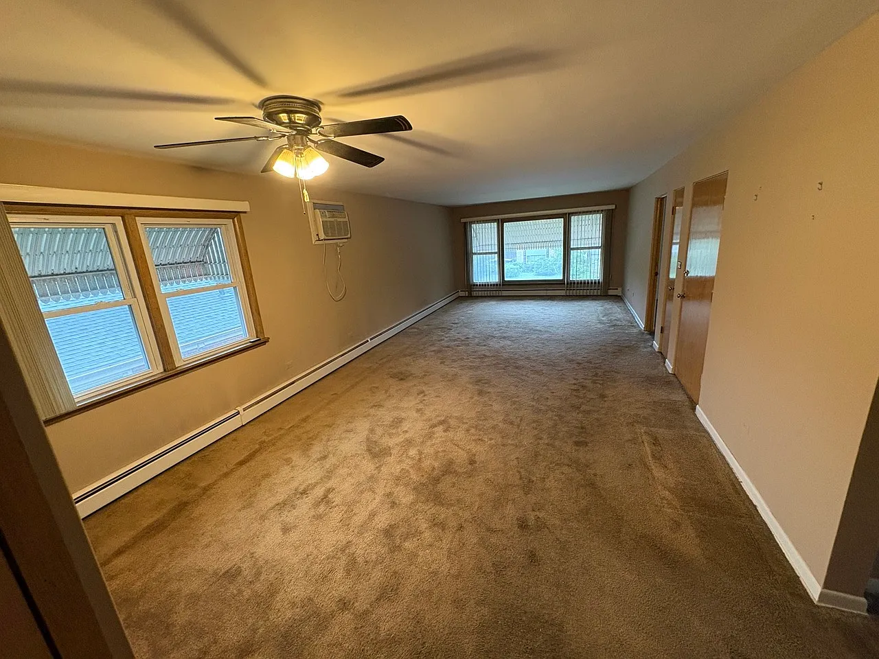 3 bed, 1160 sqft, $2,000 — Photo 4