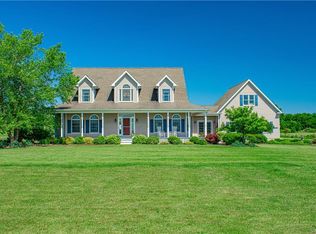 5207 Cambria Rd, Sanborn, NY 14132