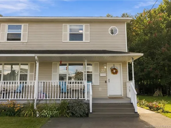 27 Glenview Ct, Riverview, NB E1B 4X7