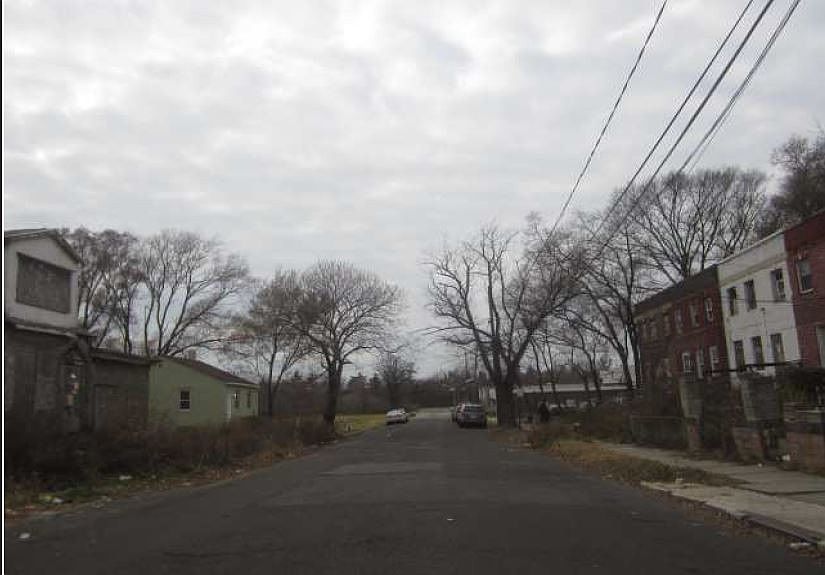 2nd image of 743 Sylvan St