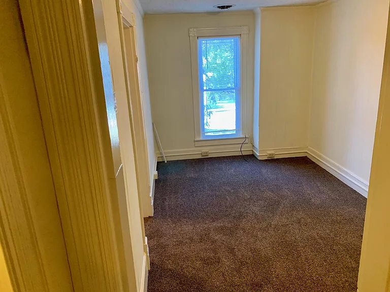 116 Walnut St #3 — Photo 8
