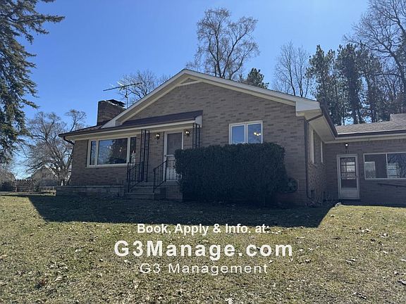 3rd image of 51 Henderson Rd