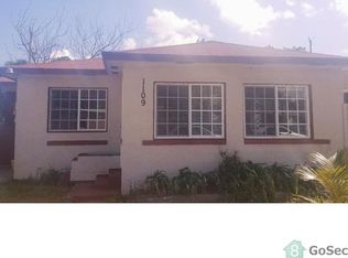 1109 W 33rd St, Riviera Beach, FL 33404