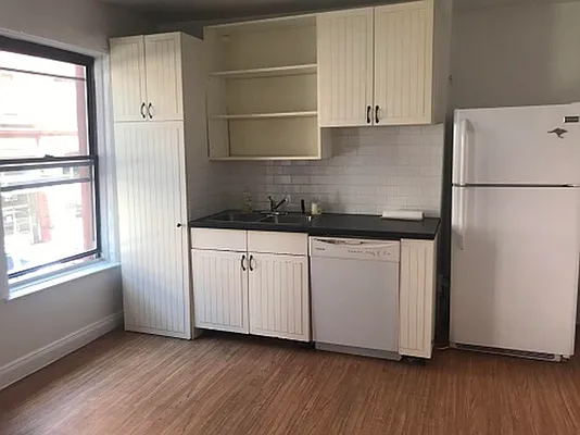 Rented by Vivaldi Real Estate | media 13