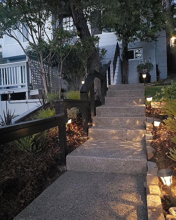 1st image of 22 Loma Vista Ave