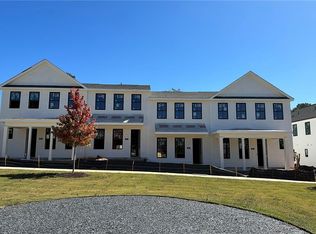 57 Arnold Poplar Ln, Auburn, GA 30011