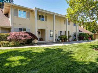 42 Miramonte Dr, Moraga, CA 94556