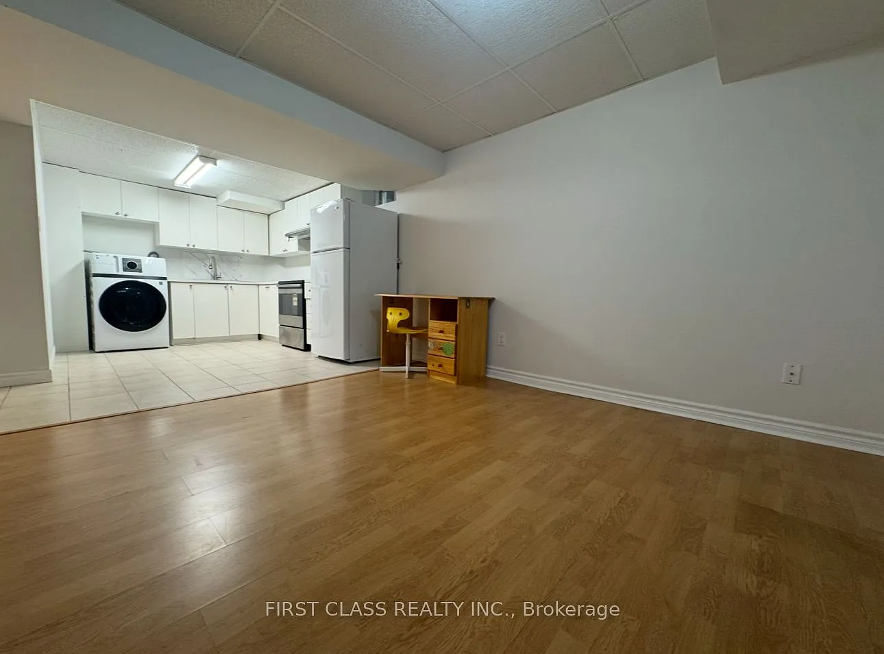 6 bed, $1,750 — Photo 4