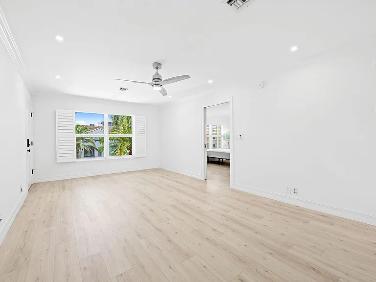 1105 Bel Air Dr #C — Photo 30