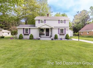 981 Hendrick Rd, Muskegon, MI 49441