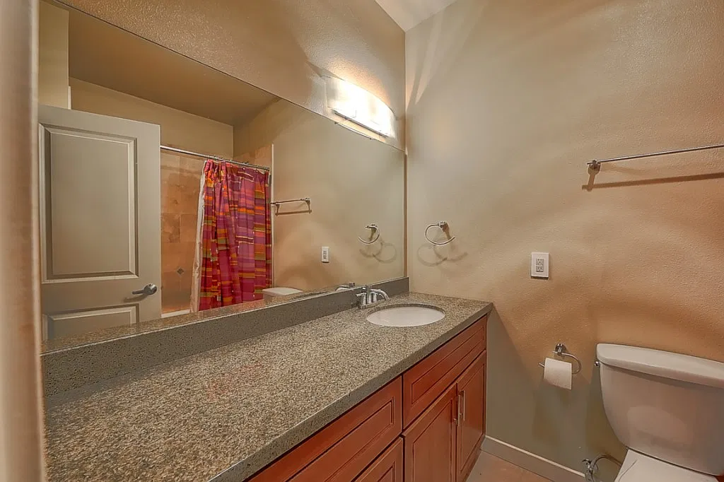 2 bed, 772 sqft, $2,995 — Photo 2