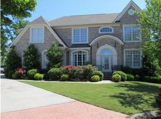 8215 Gatehouse Xing, Chattanooga, TN 37421