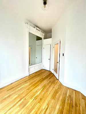 Rented by Compass | media 11