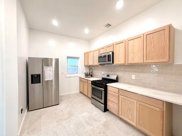 2738 John F Kennedy Blvd Floor 2, Jersey City, NJ 07306