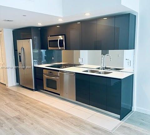 4th image of 31 SE 6th St #15