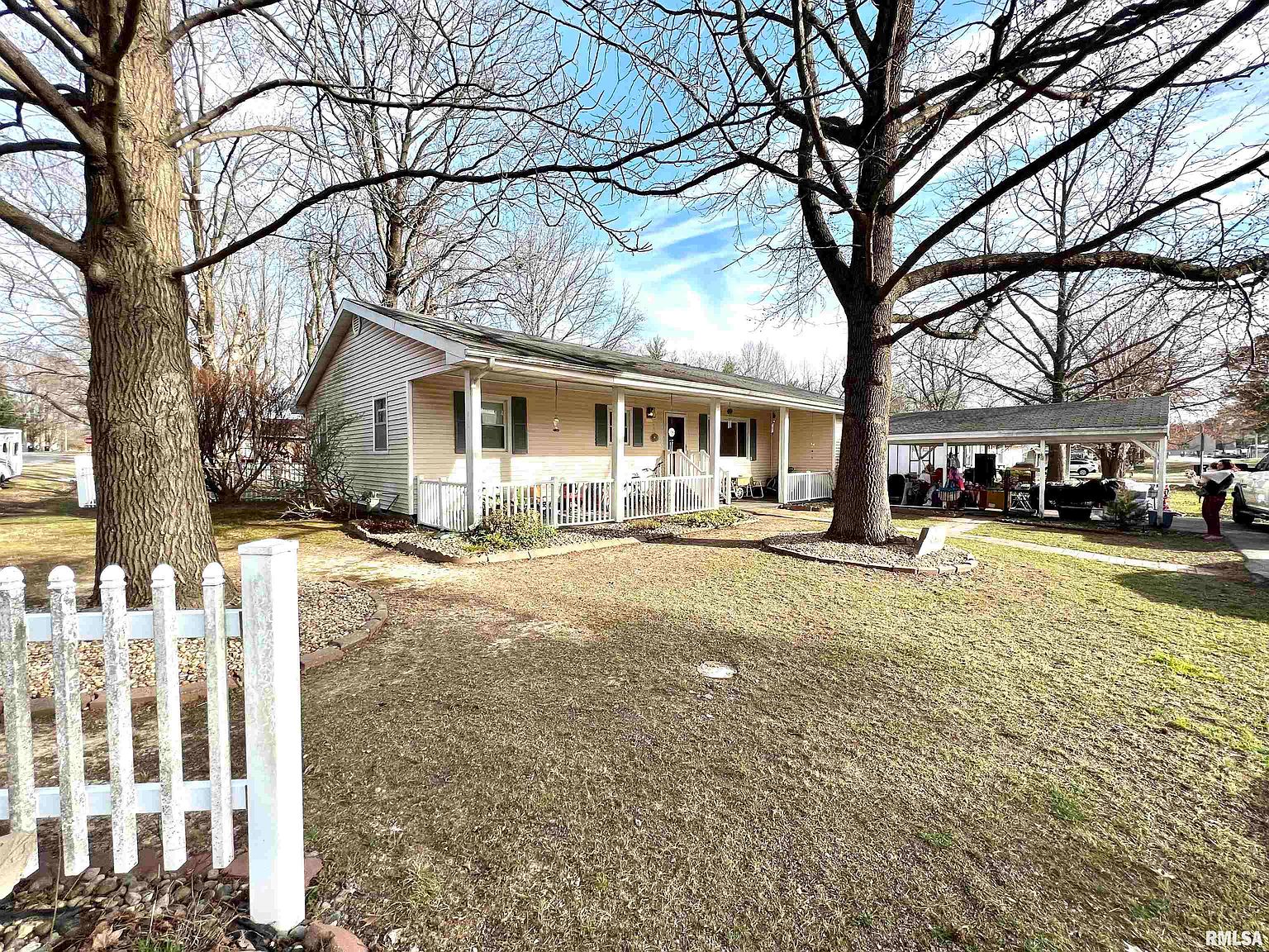 301 S East St, Norris City, IL 62869 Zillow