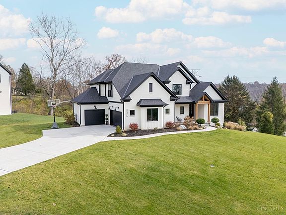 2nd image of 9526 Lakeside Estates Dr