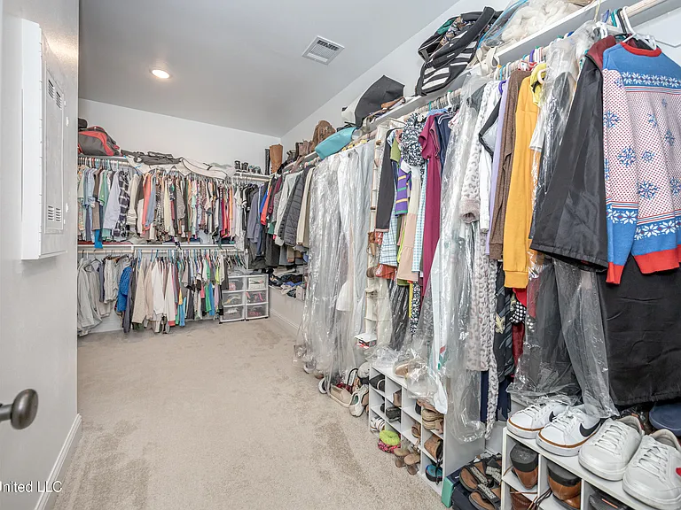 6995 Osprey Dr — Photo 34
