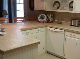640 N Hickory St, Atoka, OK 74525