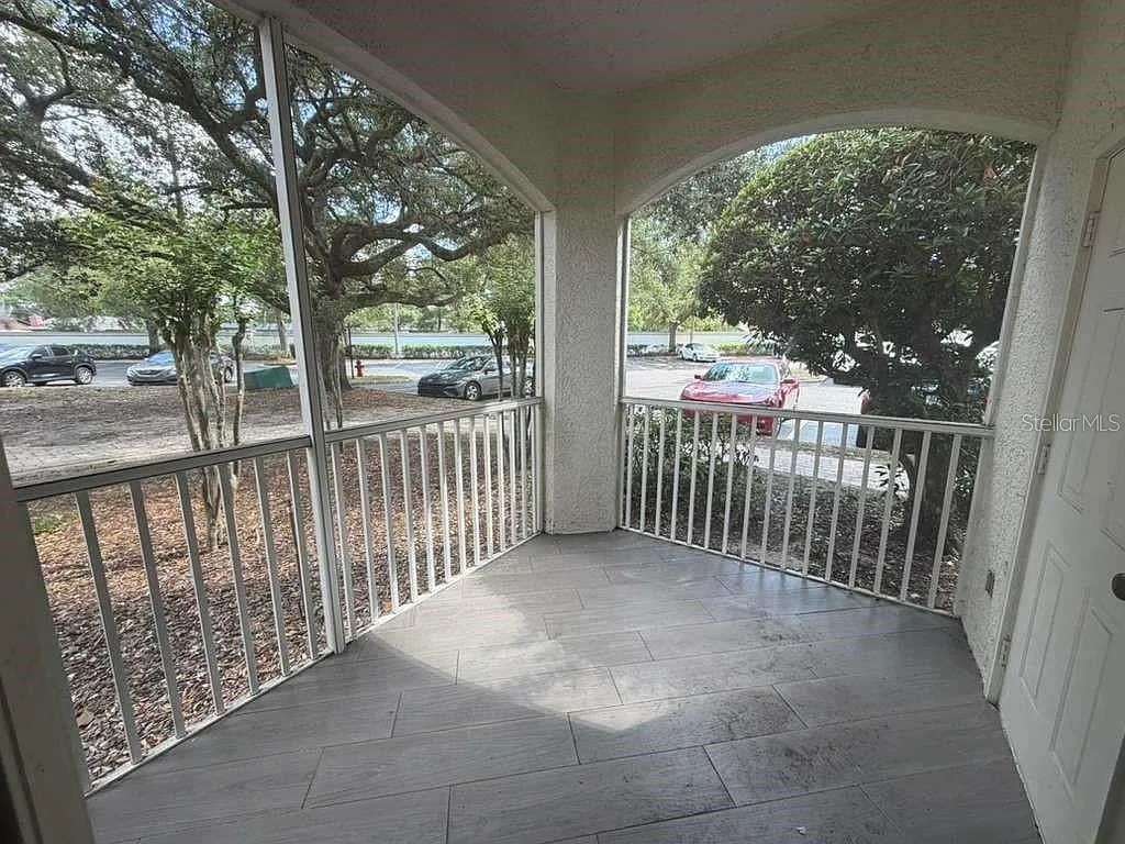 2 bed, 2.0 bath, 1064 sqft, $1,695 — Photo 4