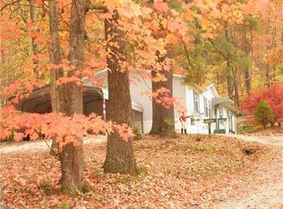 99 Windwood Hill Rd, Hendersonville, NC 28739