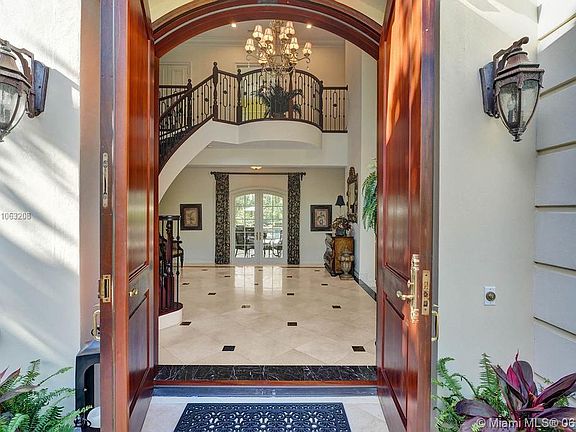 2nd image of 9010 NW 70th Ct