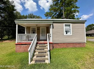 1521 Adcox Rd, Picayune, MS 39466