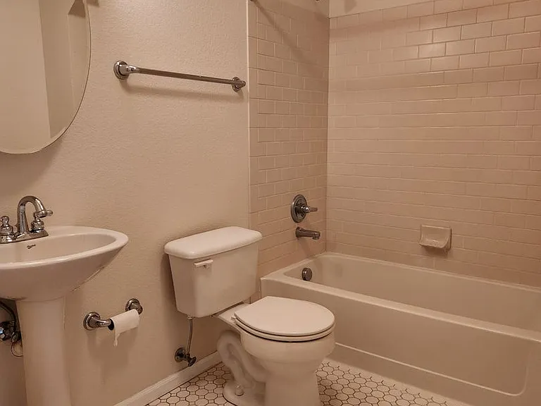 3865 S Dayton St #305 — Photo 14