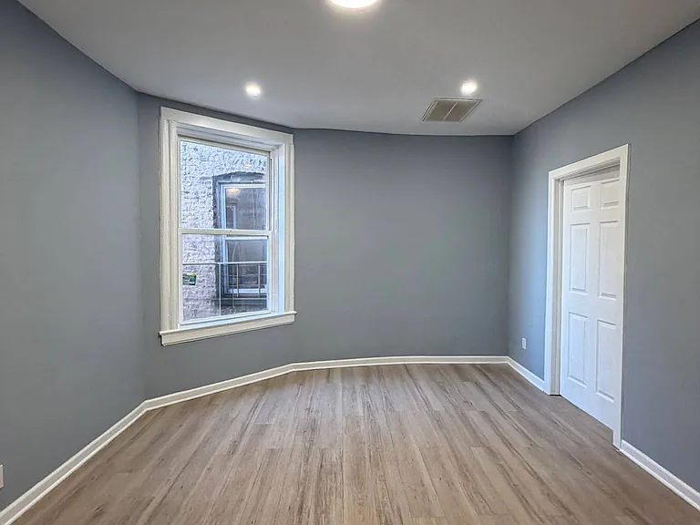 141 Park Ave #12 — Photo 10