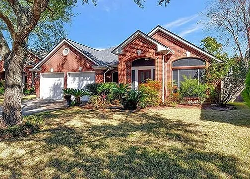 1435 Basswood Springs Ct — Photo 1