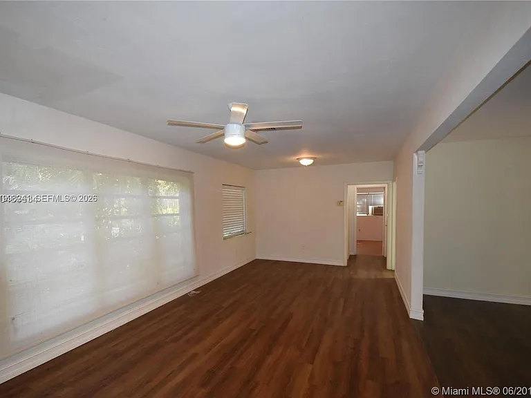 800 Andalusia Ave — Photo 5