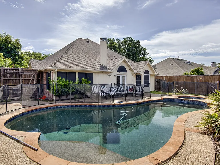 10115 Andre Dr — Photo 13