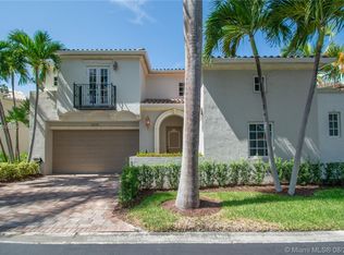 3235 NE 207th Ter, Aventura, FL 33180