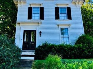 17 James St, Bangor, ME 04401