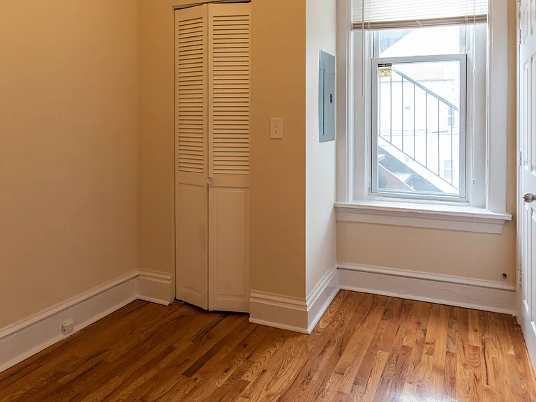 3350 N Sheffield Ave #2 — Photo 15