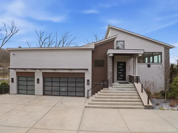 3666 Cooper Rd, Blue Ash, OH 45241